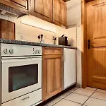 Gemuetliches Rosa An Der Langlaufloipe * Gadmen